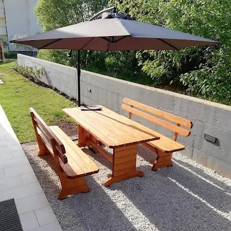 Oleander Lovrecica-residence With Pool