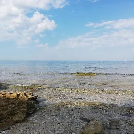 Apartament Apartments Oleander Lovrecica 250M From Beach *