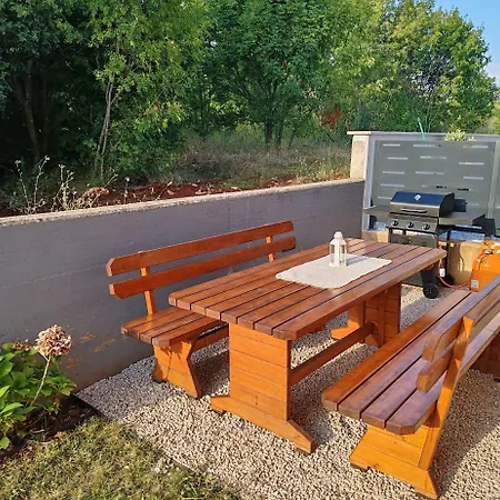 דירה Oleander Lovrecica-residence With Pool *