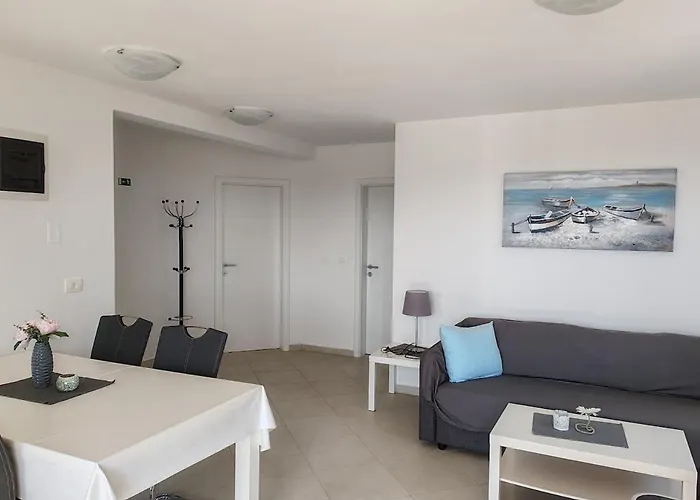 Oleander Lovrecica-residence With Pool Lovrečica