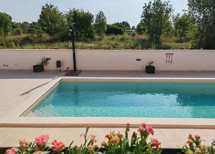 Oleander Lovrecica-residence With Pool * Lovrečica